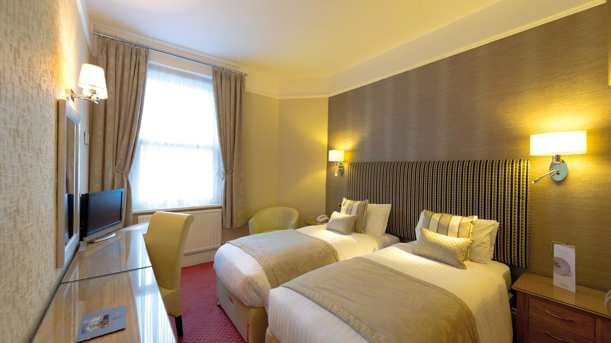 The Royal & Fortescue Hotel Barnstaple Exterior foto